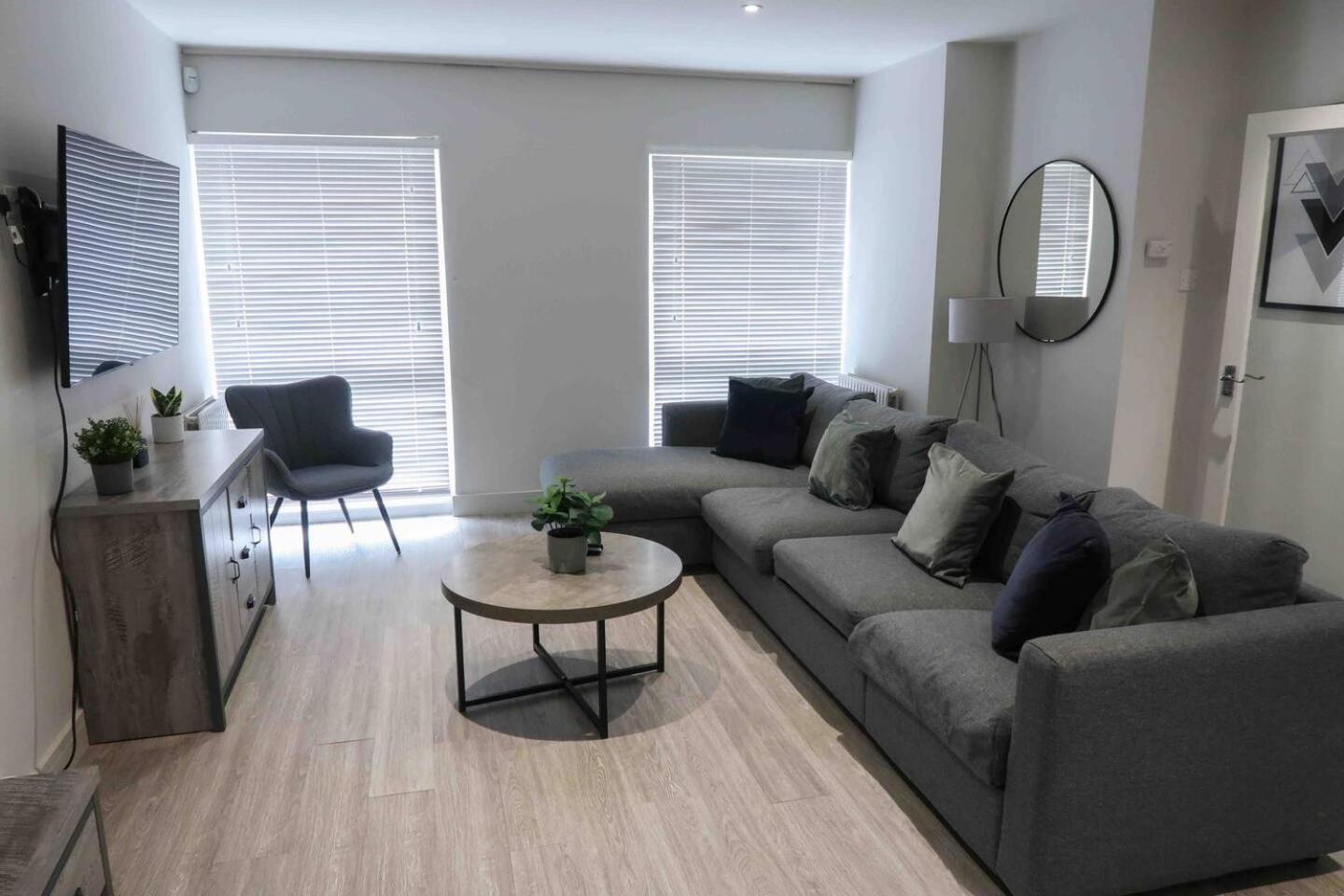 3 Bedroom Bungalow Close To Peak District With Garden Sheffield Extérieur photo