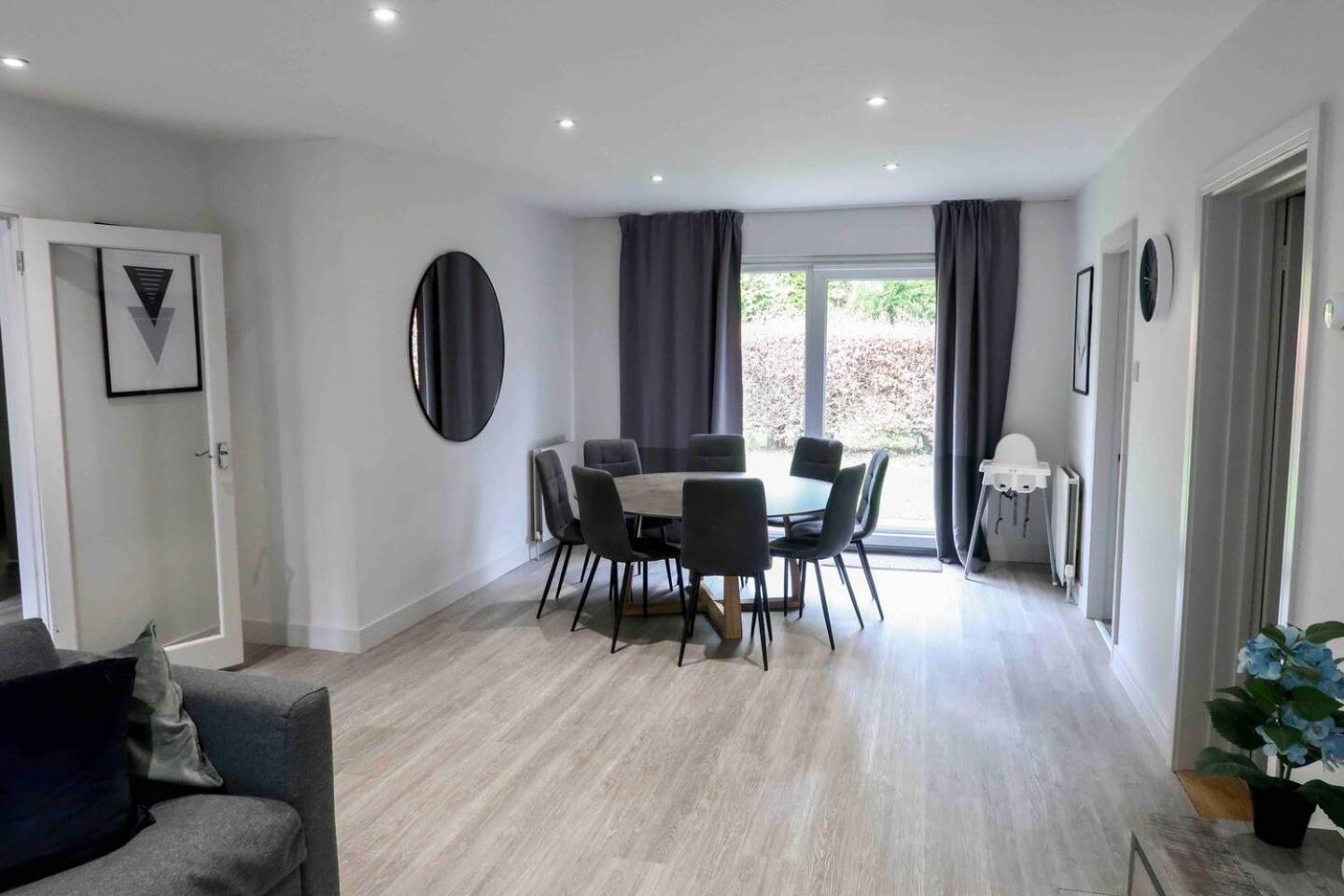 3 Bedroom Bungalow Close To Peak District With Garden Sheffield Extérieur photo