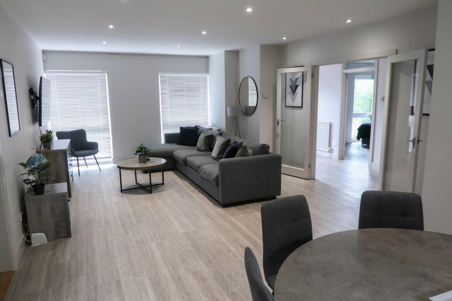 3 Bedroom Bungalow Close To Peak District With Garden Sheffield Extérieur photo